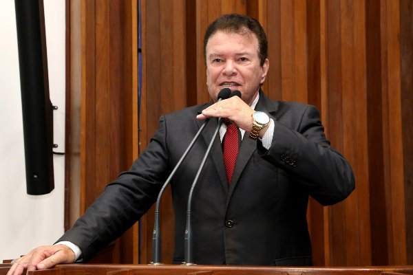 Imagem: Deputado Maurício Picarelli elogia atuação de cada um na Casa de Leis 