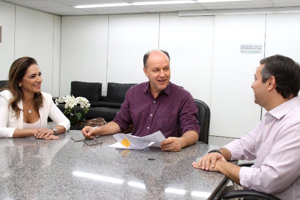 Imagem: Presidente Mochi celebrou parceria com o Instituto Avançado de Ensino Superior e Desenvolvimento Humano (Insted)