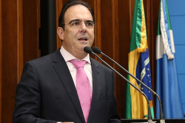 Imagem: Felipe Orro quer ampliar prazos de créditos aos produtores e garantir residências aos desabrigados em MS