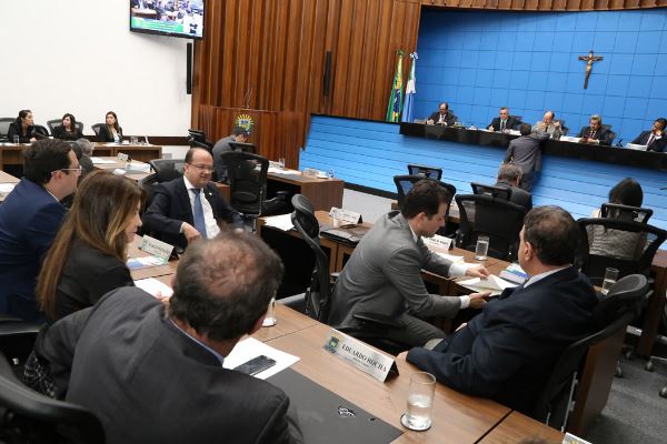 Imagem: Projetos de Lei e vetos do Executivo devem ser analisados em sessão desta terça-feira