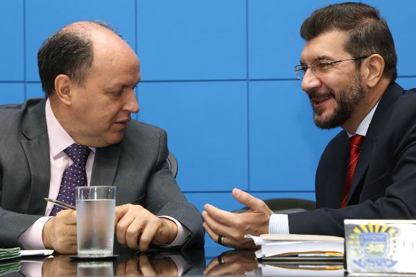 Imagem: Deputados Mochi e Kemp fazem parte do grupo de trabalho