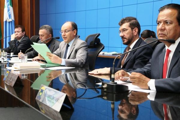 Imagem: Deputados durante votação da Ordem do Dia 