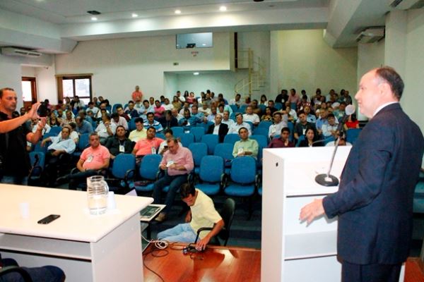 Imagem: Para Mochi, o momento político do país é perfeito para que uma reflexão seja feita