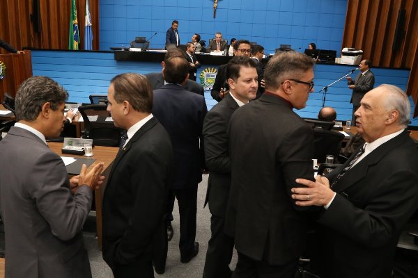 Imagem: Formados, os blocos têm peso na composição e comando das comissões 