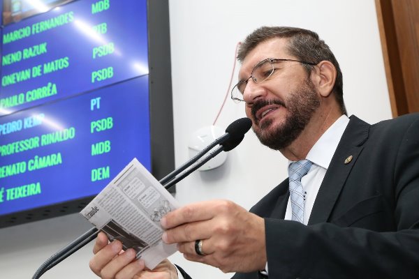 Imagem: Além das denúncias, deputado também pediu debate sobre a Reforma da Previdência