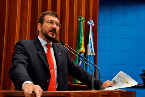 Imagem: Kemp recebeu denúncias de que quimioterapias estariam sendo administradas com doses pela metade