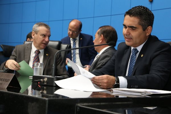 Imagem: Proposta foi lida pelo deputado Herculano Borges em sessão desta quarta-feira