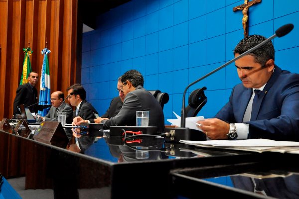 Imagem: Parlamentares mantiveram um veto parcial na sessão plenária desta quarta-feira