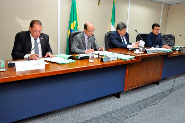 Imagem: Veto rejeitado é referente à projeto de lei sobre serviço voluntário de capelania escolar