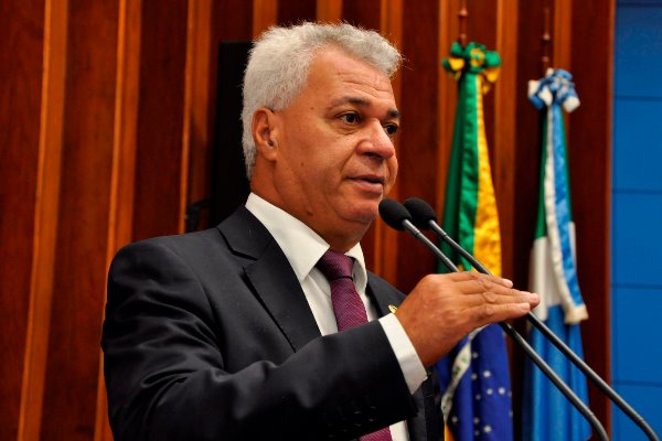 Imagem: Deputado Cabo Almi voltou à tribuna da Casa de Leis para fazer alerta