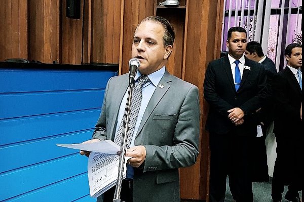 Imagem: indicação visa coibir crimes nas escolas 