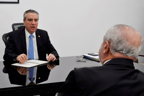 Imagem: O presidente Paulo Corrêa aposta no conhecimento do servidor e fortalece a parceria com a ABEL