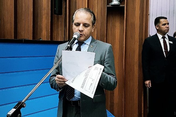 Imagem: Parlamentar ressalta a importância de estar em contato com o povo