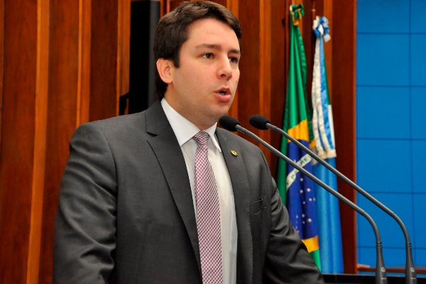 Imagem: Proposta é autoria do deputado João Henrique, que também ocupou a tribuna para debater assunto