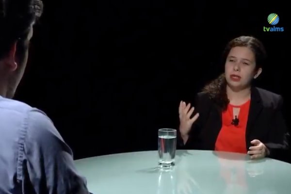 Imagem: Nesta edição, a entrevistada é a pesquisadora Priscila Palhanos