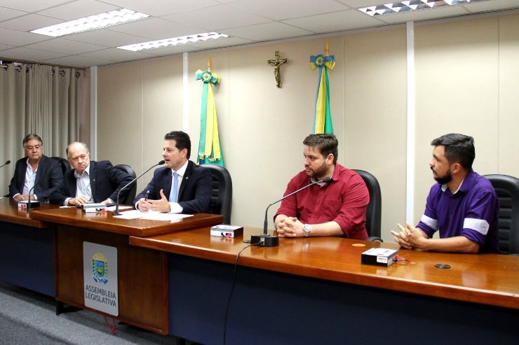 Imagem: Representantes da Sanesul e Águas Guariroba esclareceram sobre contaminação da água por agrotóxicos