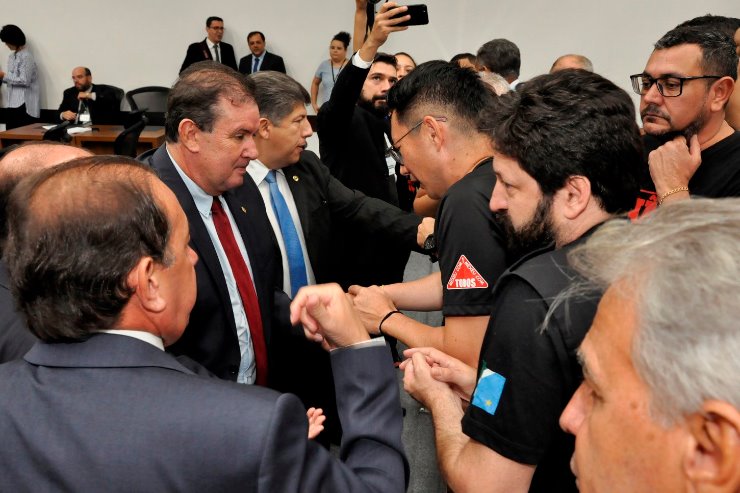 Imagem: Servidores pleitearam incorporação de abono salarial no salário base