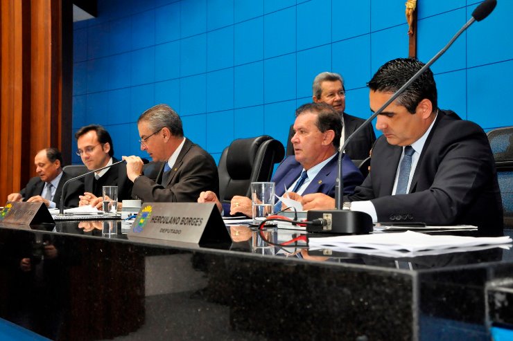 Imagem: Propostas foram apresentadas pela Mesa Diretora durante sessão desta quarta-feira