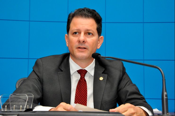 Imagem: “É uma forma de ajudarmos milhares de pessoas que lutam para salvar suas vidas”, afirmou o deputado