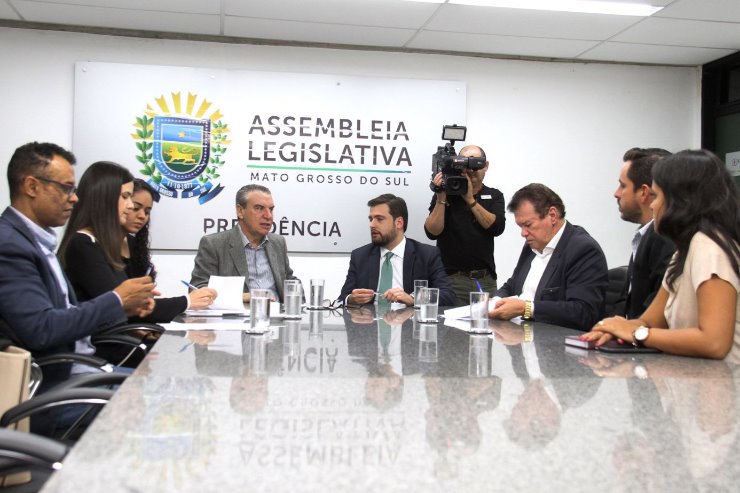 Imagem: Termo de cooperação técnica foi assinado nesta sexta-feira na presidência da ALMS