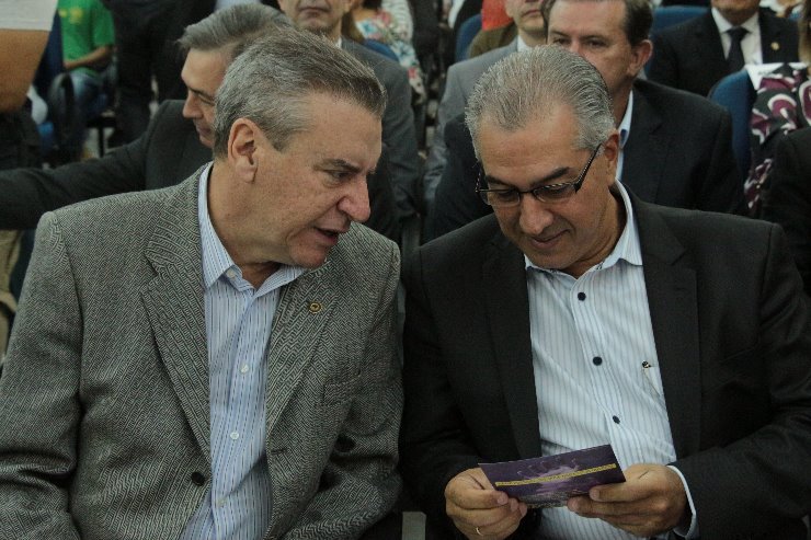 Imagem: Deputado Paulo Corrêa e governador Reinaldo Azambuja pretendem unir forças para o combate ao feminicídio