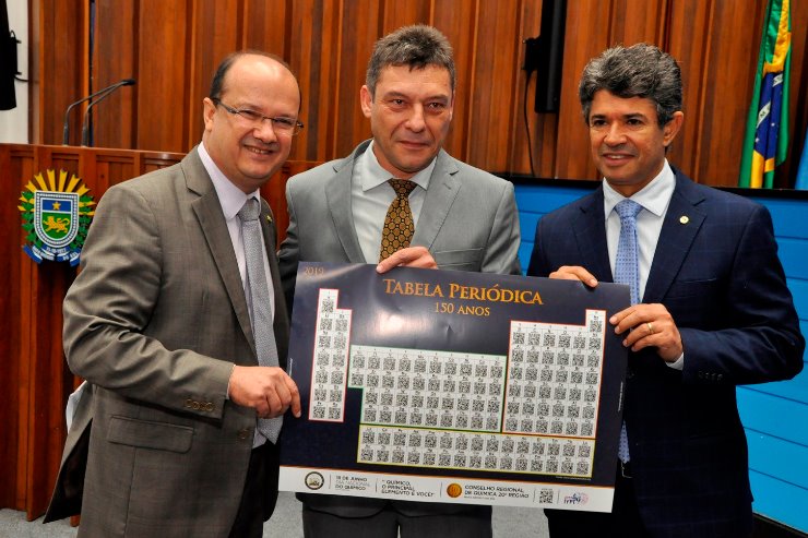 Imagem: O químico Luiz Miguel Skrobot Júnior relembrou que a tabela periódica completa 150 anos