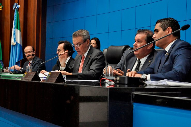 Imagem: Deputados aprovam dois projetos de lei