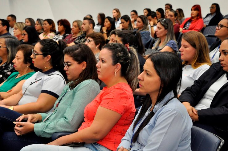 Imagem: Formas pelo fim da cultura machista e valorização das mulheres foram debatidas pelo público presente
