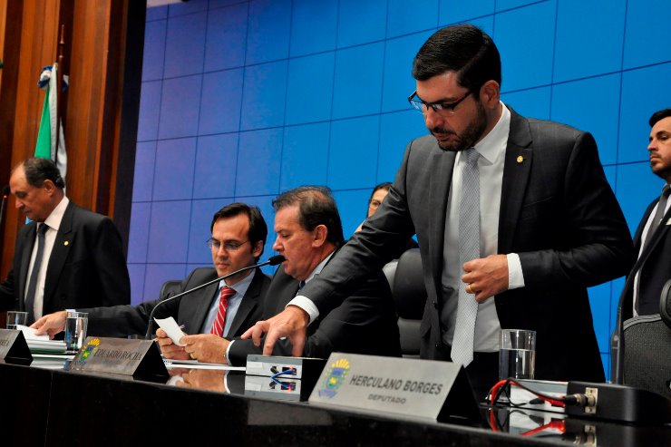 Imagem: Deve ser votada proposta que autoriza a criação de um acesso no portal da Sejusp para atendimento de ocorrências envolvendo animais