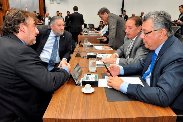 Imagem: No total, parlamentares devem apreciar três propostas na Ordem do Dia desta quarta-feira