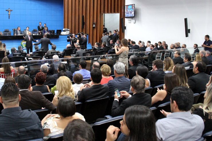 Imagem: A cerimônia contou com a participação de várias autoridades, lideranças políticas e representantes da sociedade civil