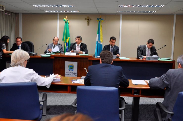 Imagem: A reunião da CCJR aconteceu na manhã desta terça-feira, no Plenarinho Nelito Câmara