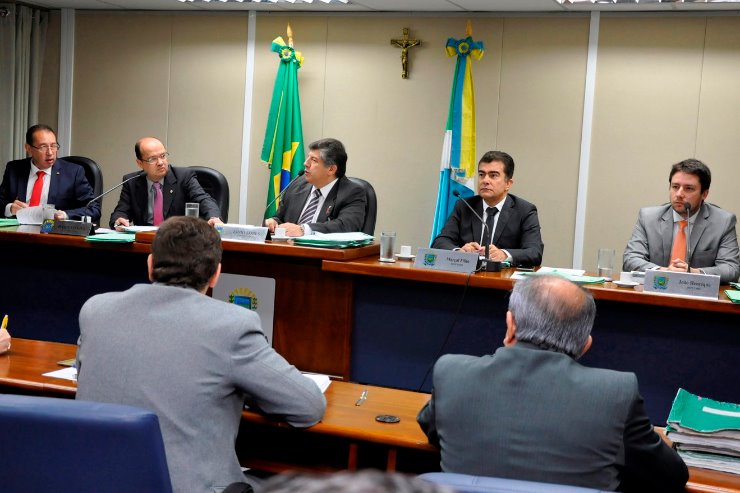 Imagem: A reunião da CCJR aconteceu na manhã desta quarta-feira, no Plenarinho Nelito Câmara