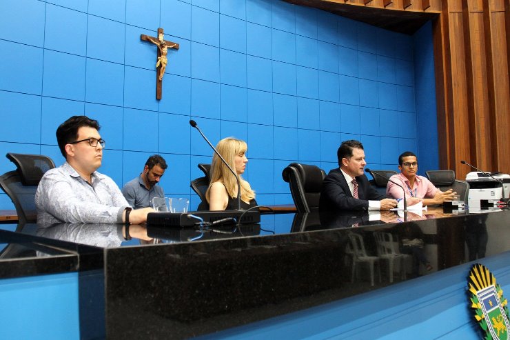 Imagem: Discussões na Casa de Leis envolvem agentes públicos, pesquisadores e sociedade civil no combate ao Aedes aegypt