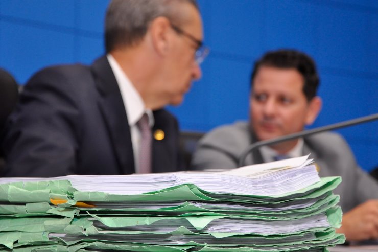 Imagem: Deputados aprovaram nove projetos na sessão ordinária de hoje, incluindo a LOA e o PPA