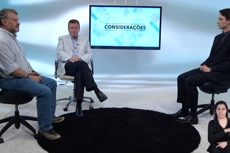 Imagem: Maurício Picarelli recebe jornalistas para debater o Ciberjornalismo