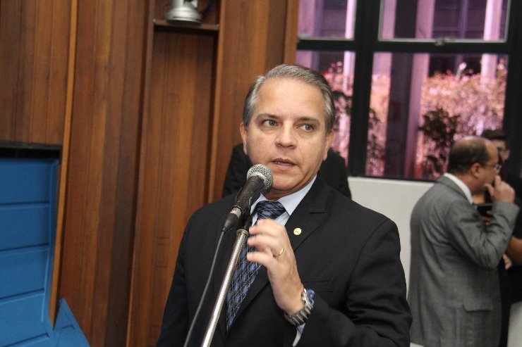 Imagem: Deputado Coronel David é o autor do projeto, que prevê por três meses ou mais de suspensão da cobrança