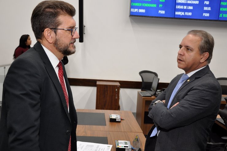 Imagem: Os deputados estaduais Pedro Kemp e Coronel David são os autores da nova lei 