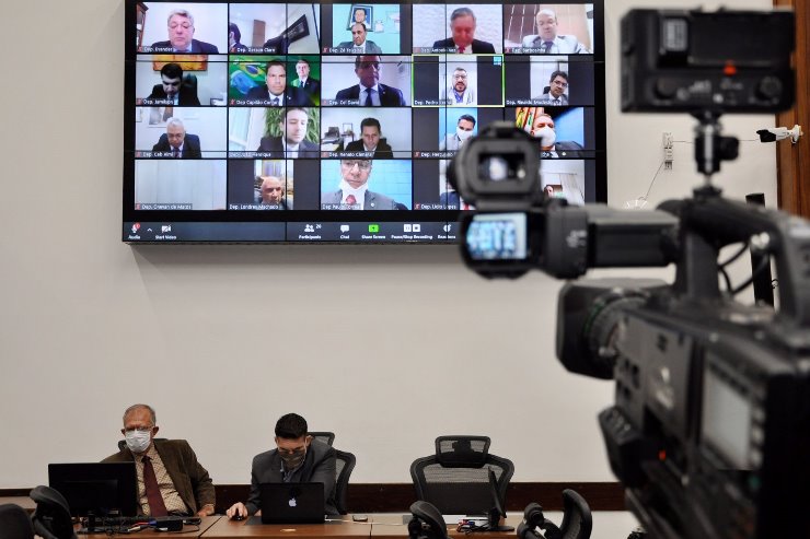 Imagem: Comissões têm como integrantes diversos parlamentares de todos os partidos
