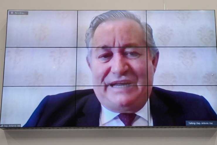 Imagem: Deputado Antonio Vaz, presidente da Comissão de Saúde, é o autor do projeto de lei