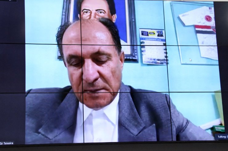 Imagem: Em sessão por videoconferência, o deputado Zé Teixeira apresentou a matéria que beneficia as vítimas de violência doméstica