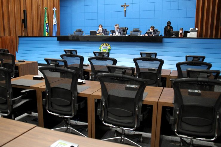 Imagem: Durante a sessão remota, também são apresentados diversos projetos que beneficiam o cidadão sul-mato-grossense