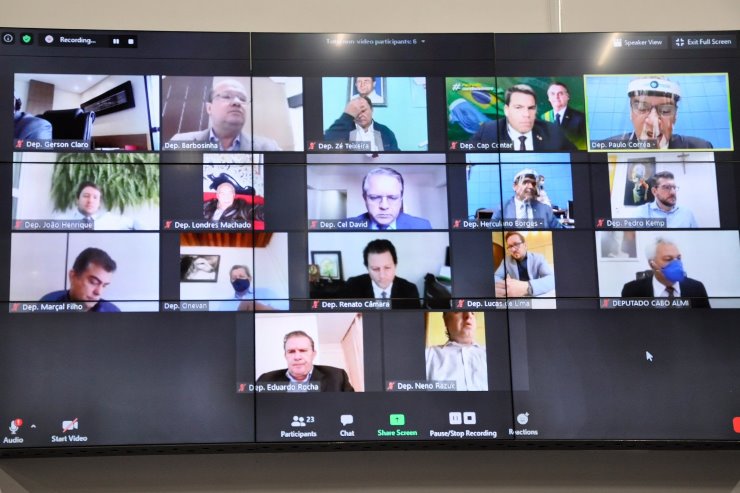 Imagem: Votação acontece de maneira remota a partir do Plenário Deputado Júlio Maia