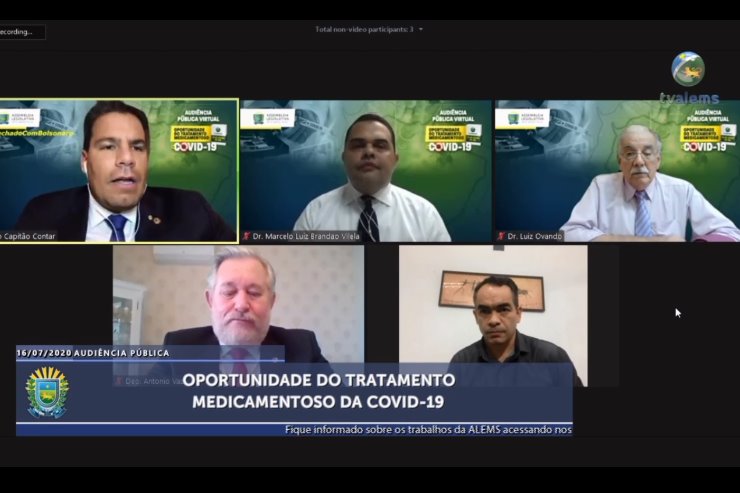 Imagem: Participantes falaram sobre possíveis tratamentos para a doença e interagiram com internautas durante a audiência