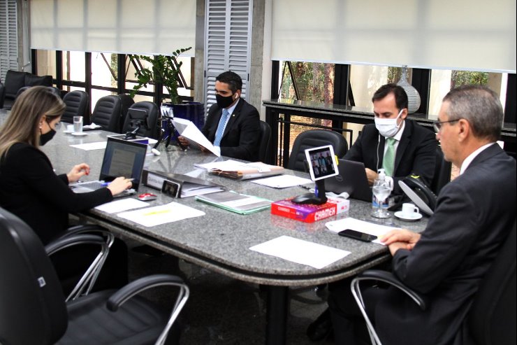 Imagem: Deputados realizaram sessão remota nesta quinta-feira.
