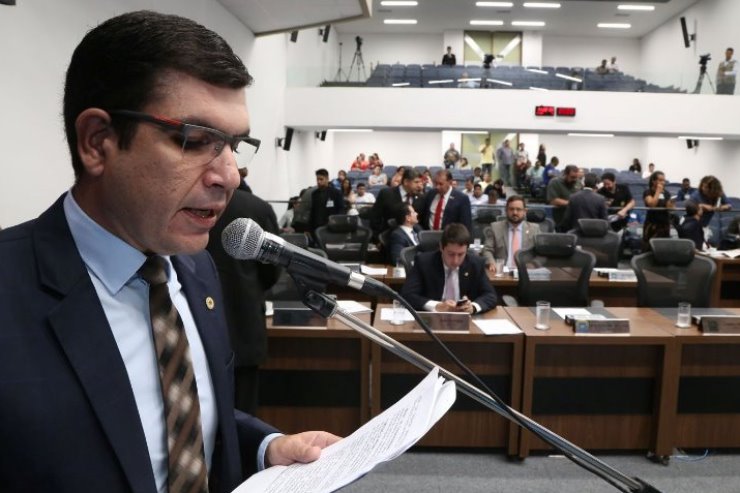 Imagem: Jamilson é autor do projeto que visa segurança nas estruturas de banheiros.