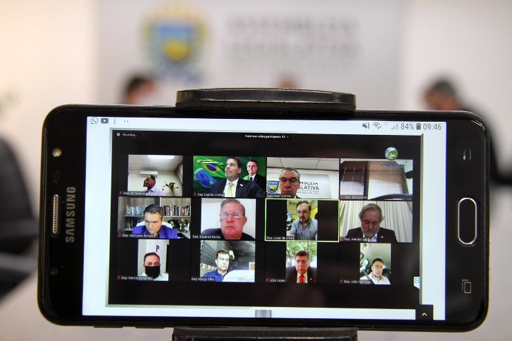 Imagem: Votação das matérias segue de maneira remota e pode ser assistida ao vivo