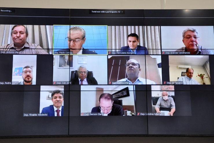 Imagem: Sessões plenárias são transmitidas simultaneamente e também podem ser assistidas a qualquer momento pelas plataformas digitais