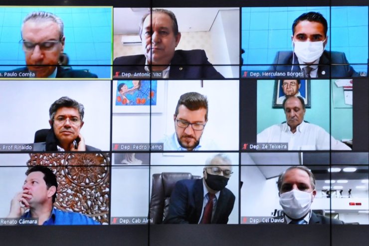 Imagem: Deputados realizaram última sessão do ano nesta quinta-feira