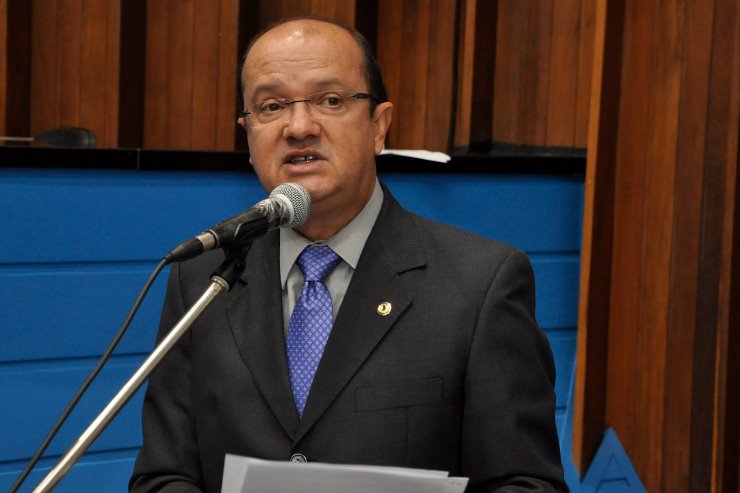 Imagem: Deputado apresentam proposta que prevê multas a quem burlar a ordem de vacinação contra a Covid-19